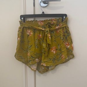 Floral Flowey Tie Shorts